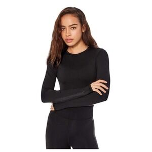 Lululemon‎ Black Long Sleeve Cropped Workout Top Keyhole Back Athleisure Size M